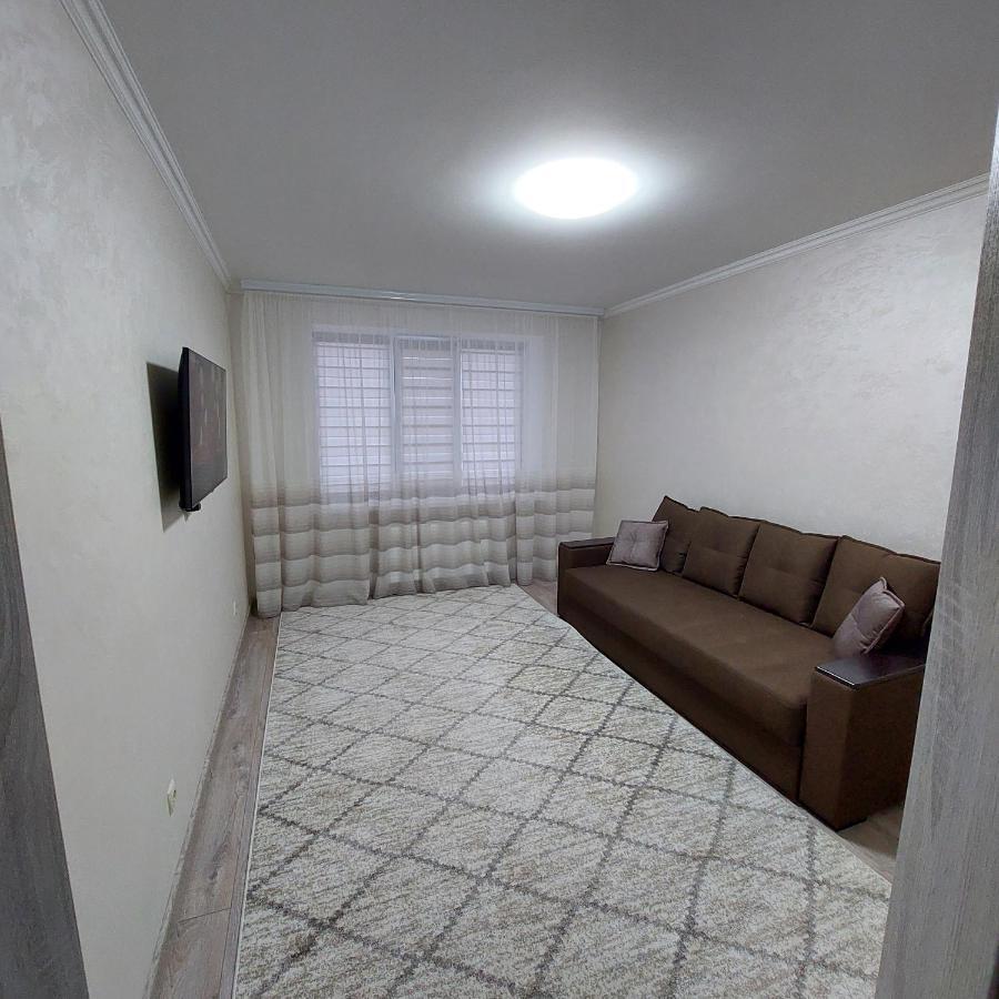 Appartamento Apartament Lux New Chişinău Esterno foto